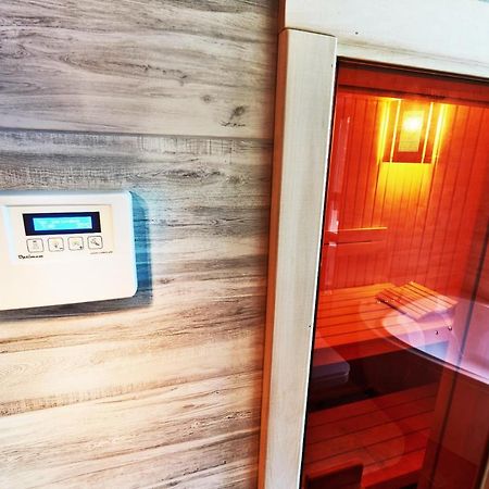 Sauna, Big Jacuzzi , Khreshchatyk Apartments Κίεβο Εξωτερικό φωτογραφία